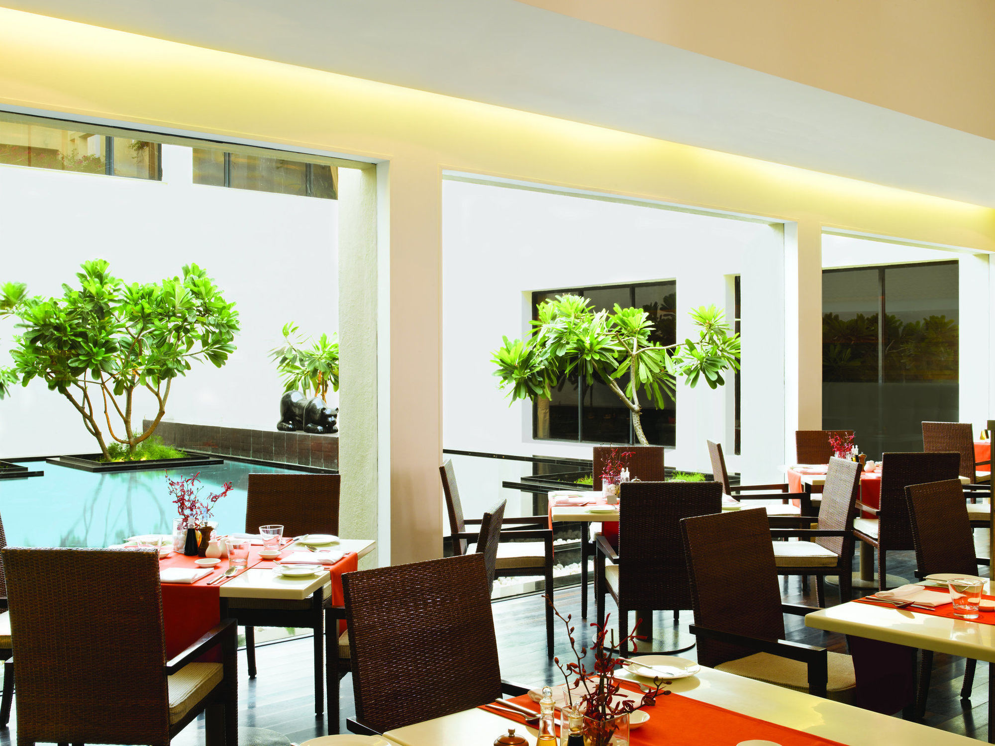 Hotel Trident Chennai Restauracja zdjęcie